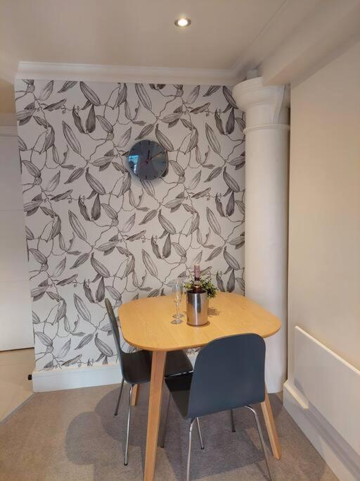 21 The Cocoa Suites York Buitenkant foto
