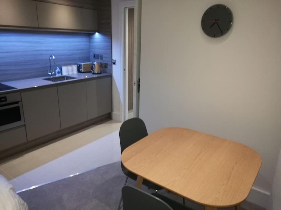 21 The Cocoa Suites York Buitenkant foto